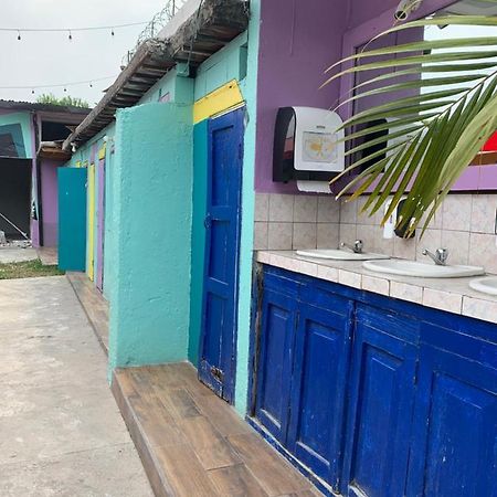 Funk Yeah Hostel Antigua ภายนอก รูปภาพ