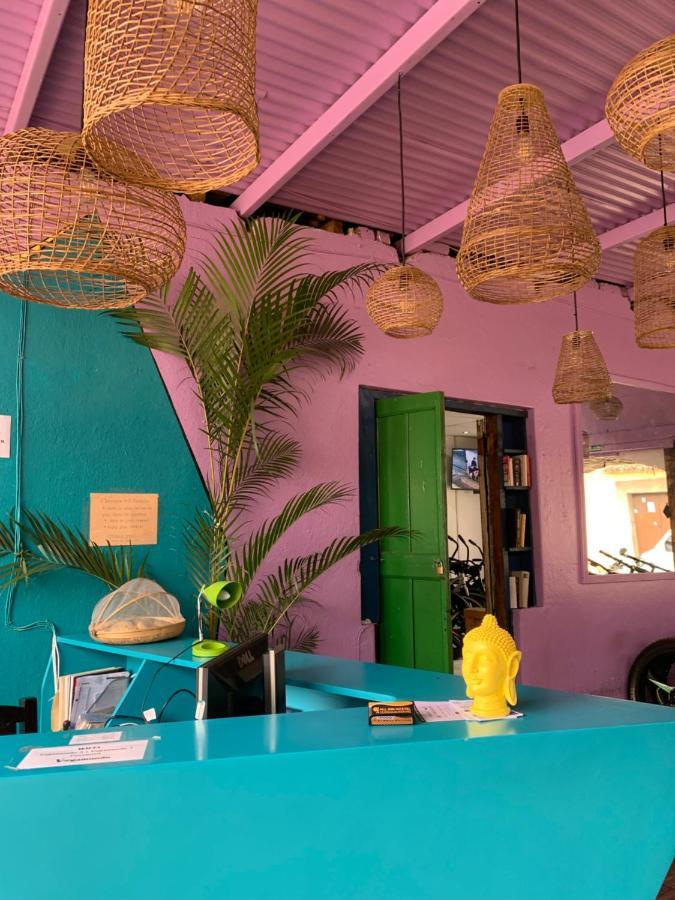 Funk Yeah Hostel Antigua ภายนอก รูปภาพ