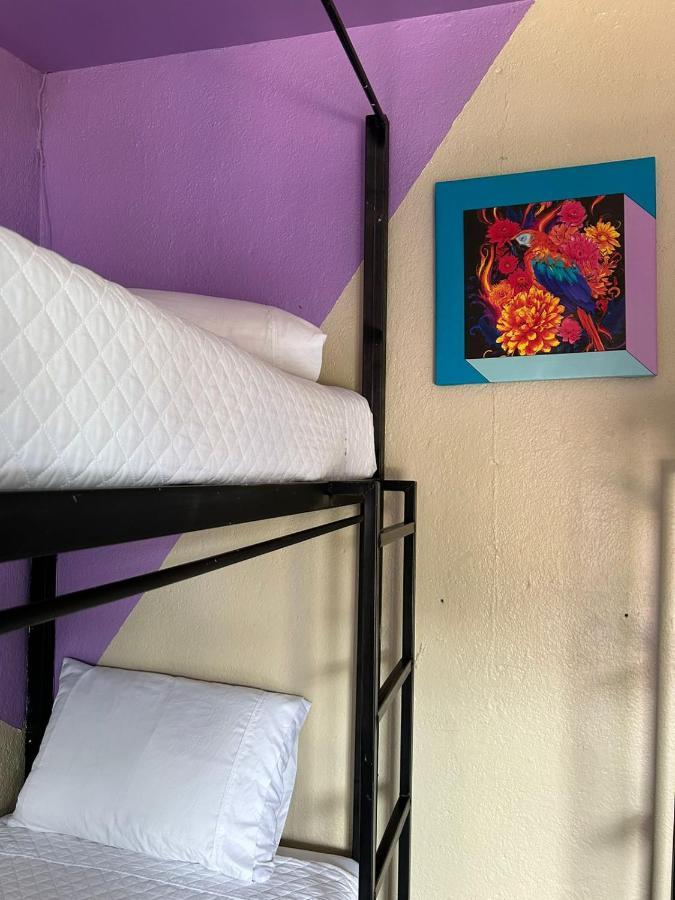 Funk Yeah Hostel Antigua ภายนอก รูปภาพ